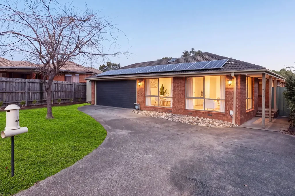 Rowville 4Zimmer SUNSHINE, STYLE AND SPACIOUS ENTERTAINING