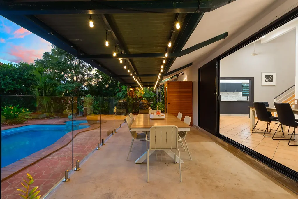 Anula 5房  Renovated and spacious with self-contained granny flat!