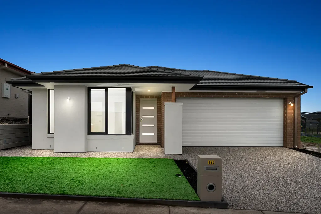Kalkallo 4房 全新Mimosa Homes 4卧宽敞房 全屋优质装修 面向公园 街道吸引力 双车库 地暖 现代厨房 开放式起居区 BRAND NEW CUSTOM BUILT FAMILY HOME OPPOSITE PARKLAND