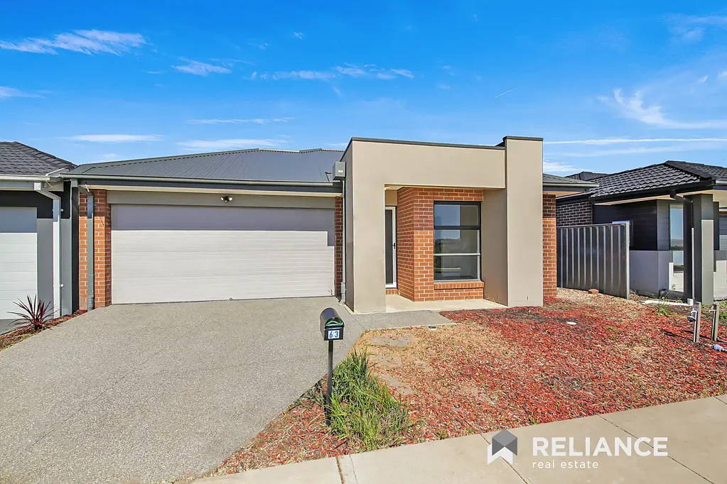 Three bedroom home in Werribee!