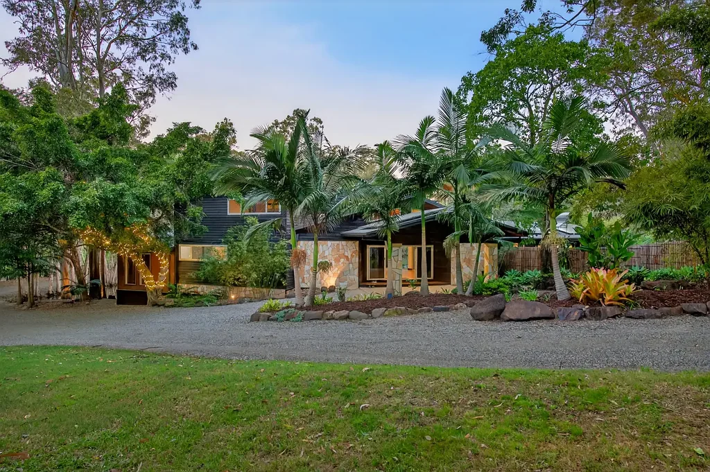 Nerang 8 Bedroom 5-ACRE GOLD COAST RETREAT WITH DA-APPROVED WEDDING & EVENT VENUE