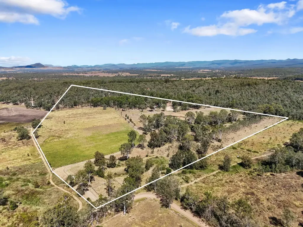 Calvert 3બેડરૂમ 'Brandy Gully Farm' - Over 80* Acres of Picturesque Landscape with Equine Facilities