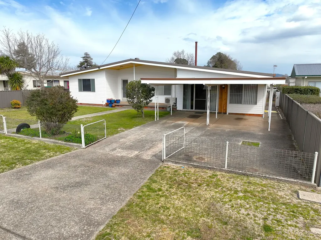 80 Coronation Avenue, Glen Innes, NSW 2370