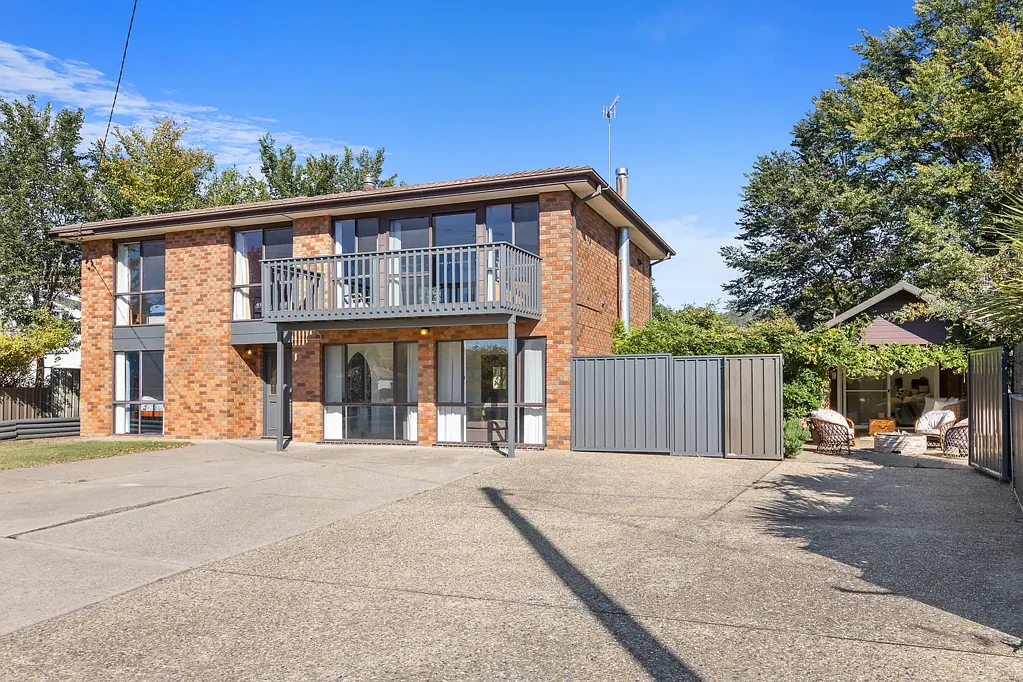 Cooma 4房  Versatile Home Offering Space, Comfort & Value