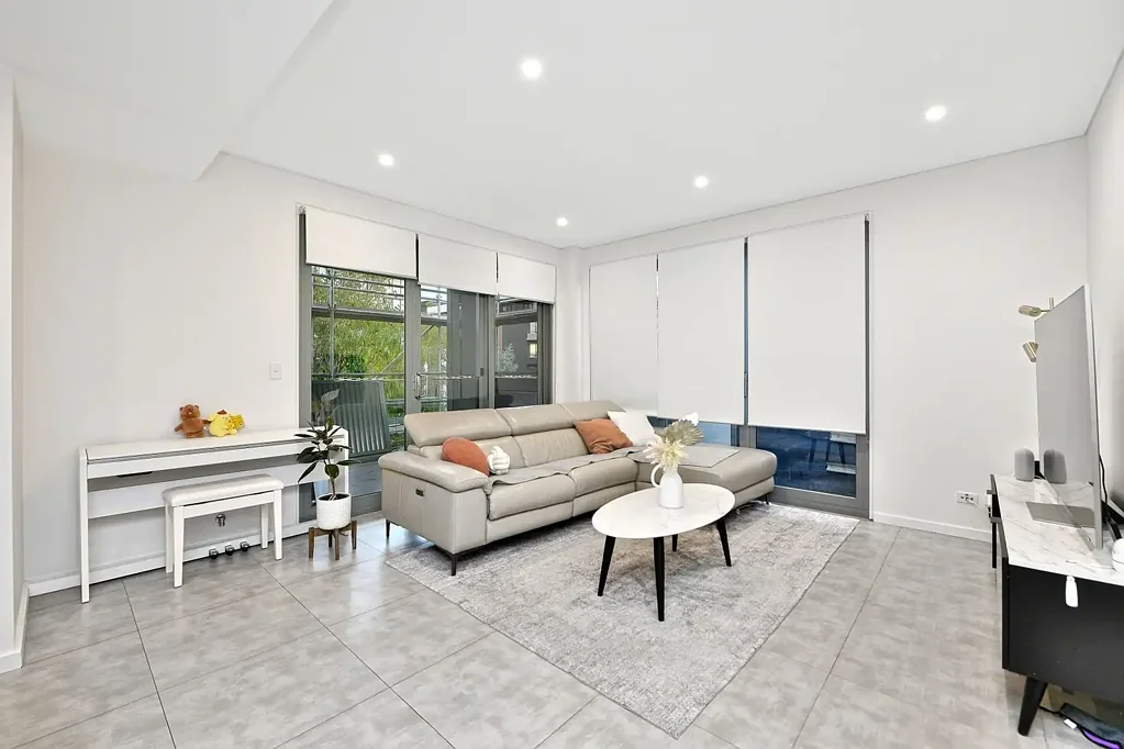 A Stylish Urban Retreat in the Heart of Epping