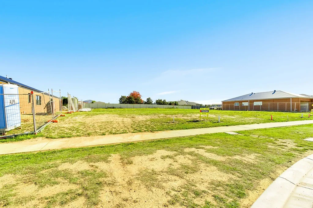 Maffra  Titled land, sought after estate