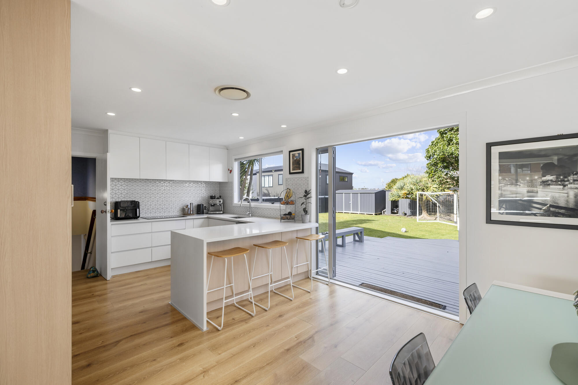 4 Binda Place, Botany Downs, photo 10