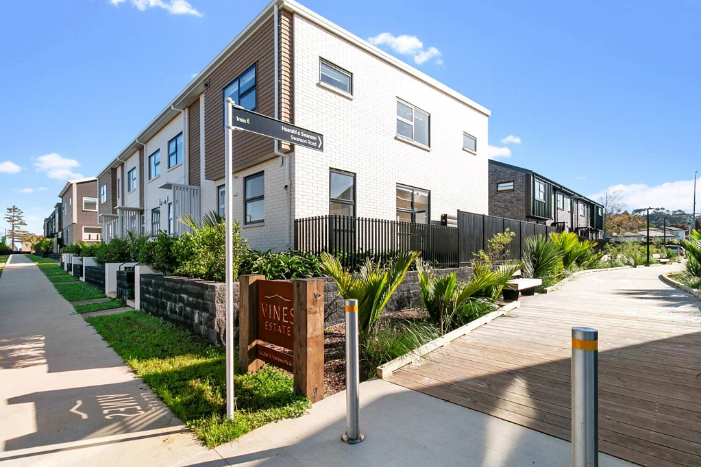 680 Swanson Road, Swanson, Waitakere City, Auckland