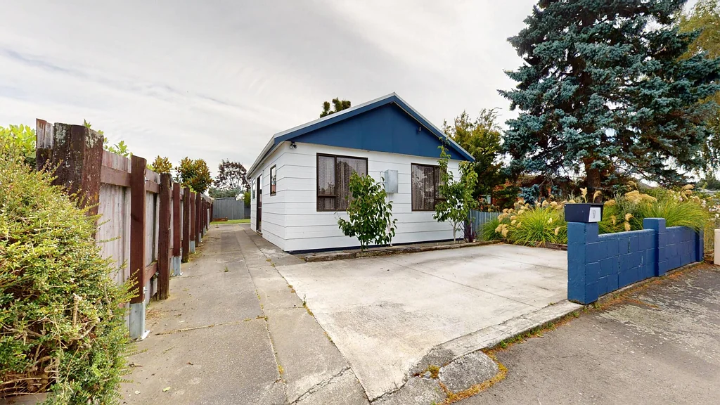 Rakaia 2 Bedroom Renovated Cottage + Studio: High Yield Investment