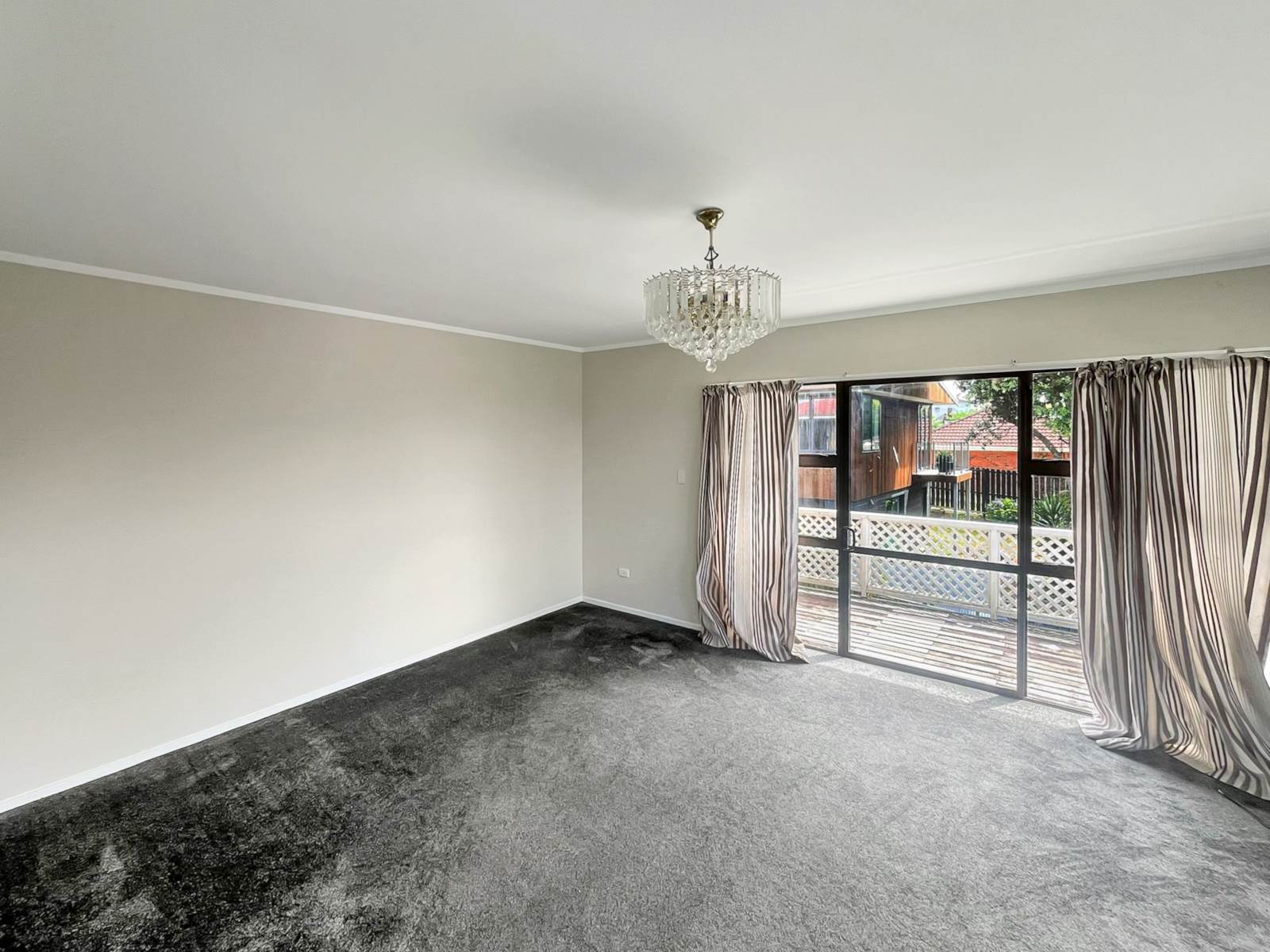 2/11 Ngatiawa Street, One Tree Hill, Auckland, 3房, 1浴, Townhouse