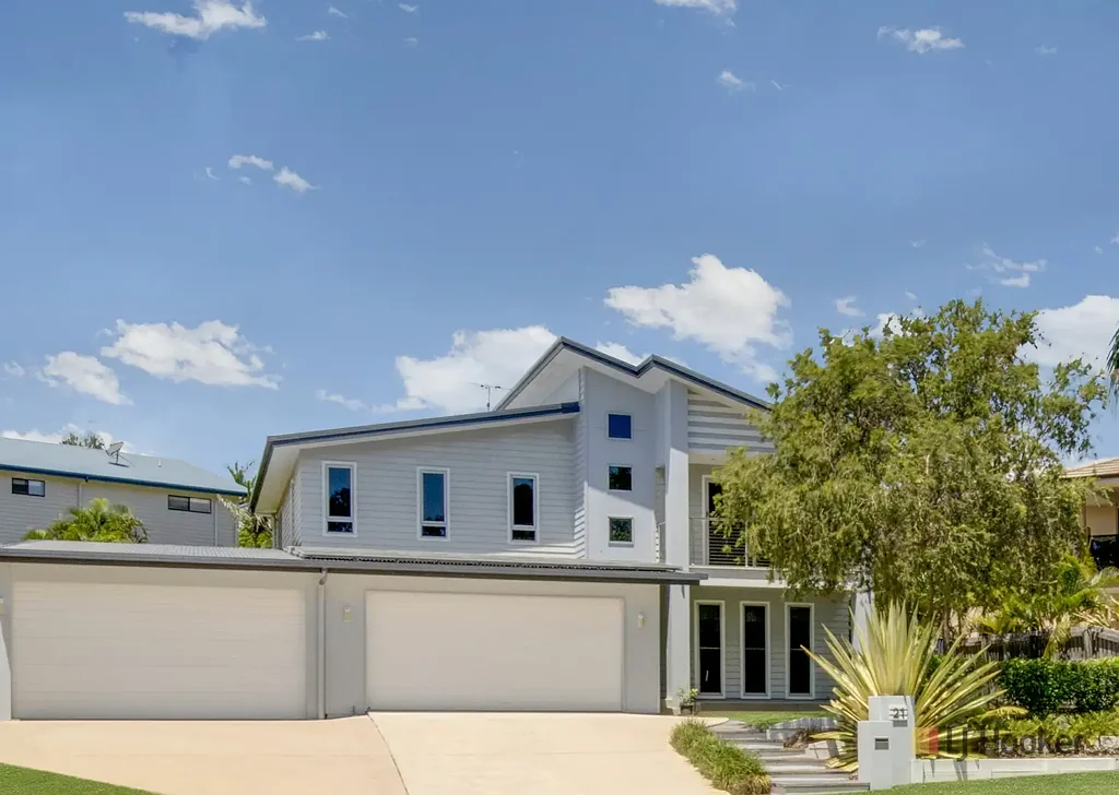 21 Lighthouse Drive, Boyne Island, QLD 4680