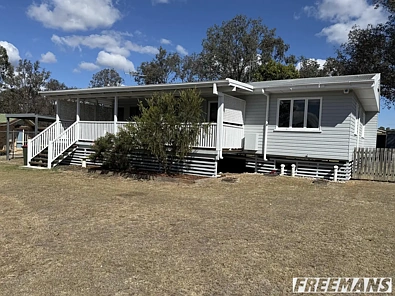 Nanango 3房 现代舒适，靠近高尔夫球场 Modern Comforts, Close to the Golf Course