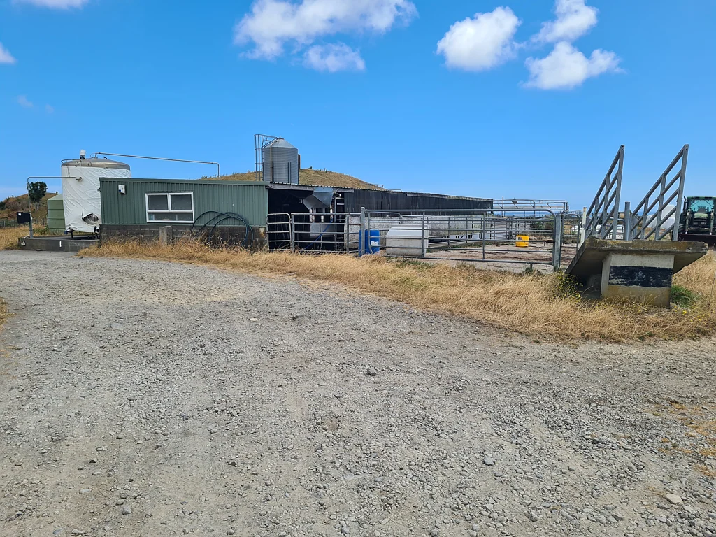 Rahotu Pungarehu Dairy Farm