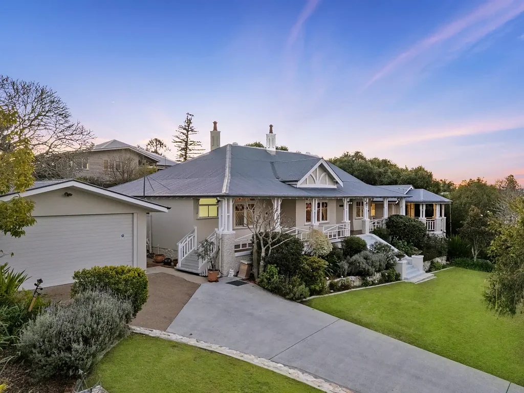 Eastern Heights 4 Bedroom A Rare Jewel in Eastern Heights - 1 Cintra Street, Eastern Heights