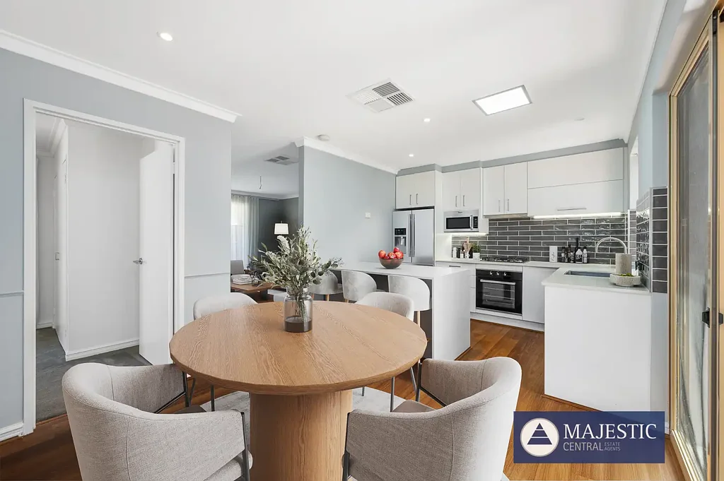 Applecross 3ห้องนอน RIVERSIDE LIVING IN A BOUTIQUE VILLA