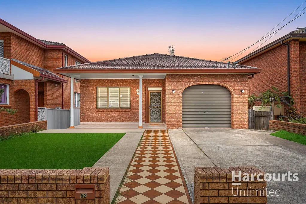Open Home: Saturday 1st August 2:45pm - 3:00pm