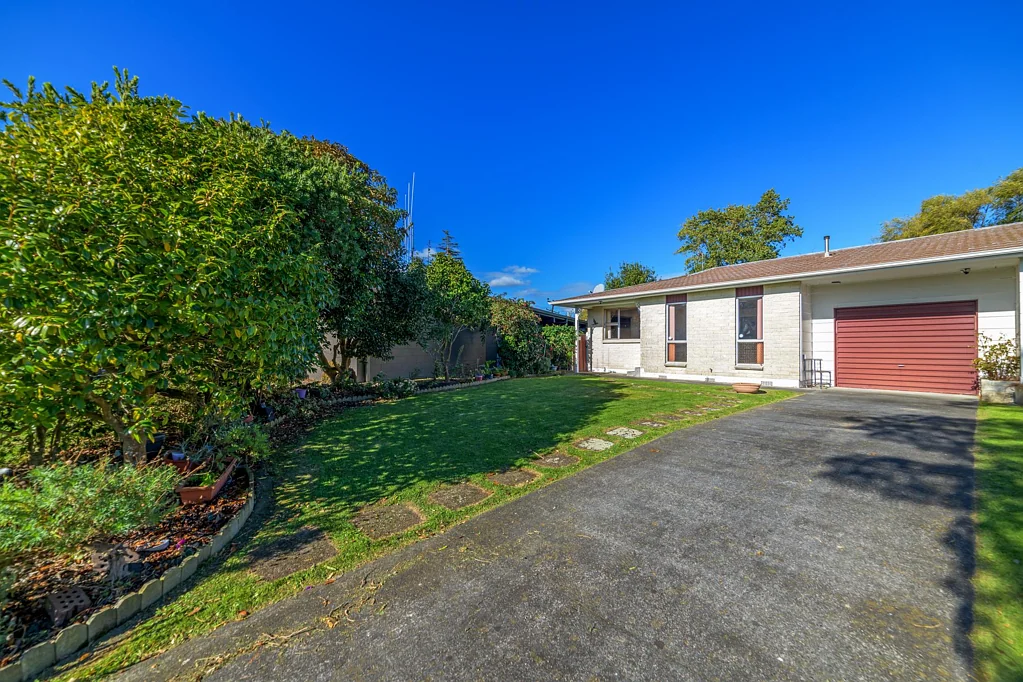 8A Gainsborough Grove, Highbury, Palmerston North City, Manawatu-Wanganui