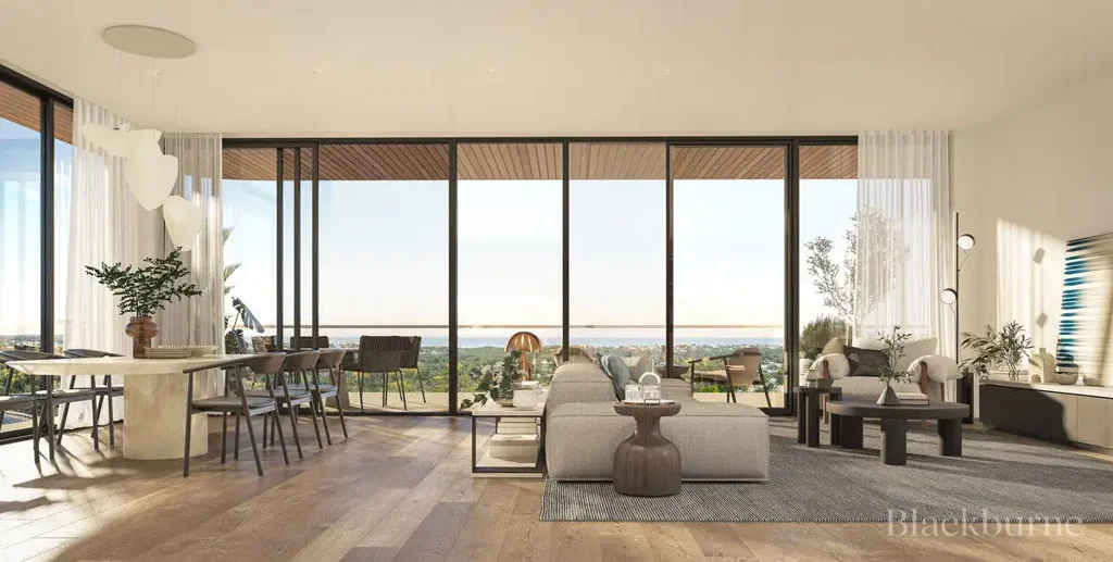 Karrinyup 3 Bedroom Coastal Oasis with Northern Ocean Views