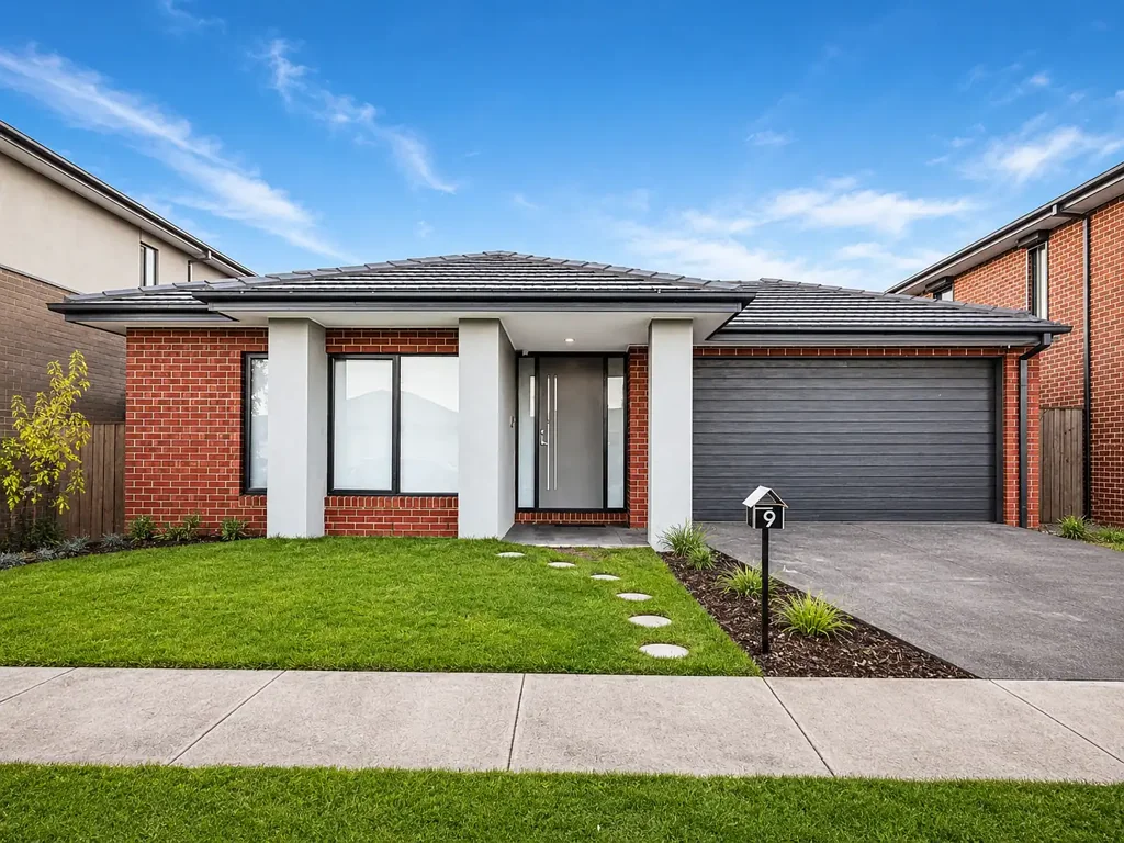 Modern Family Living in a Convenient Location