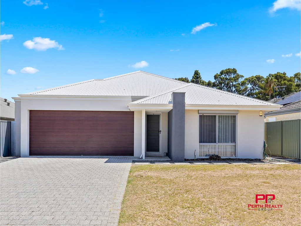 Forrestfield 4Kwarto Modern Family Comfort in a Prime Location