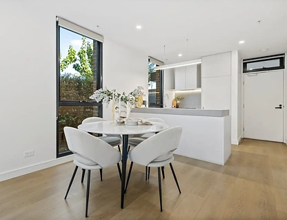 G09/817-819 Centre Road, Bentleigh East, Bayside, 2 Kuwarto, 2 Banyo, Apartment