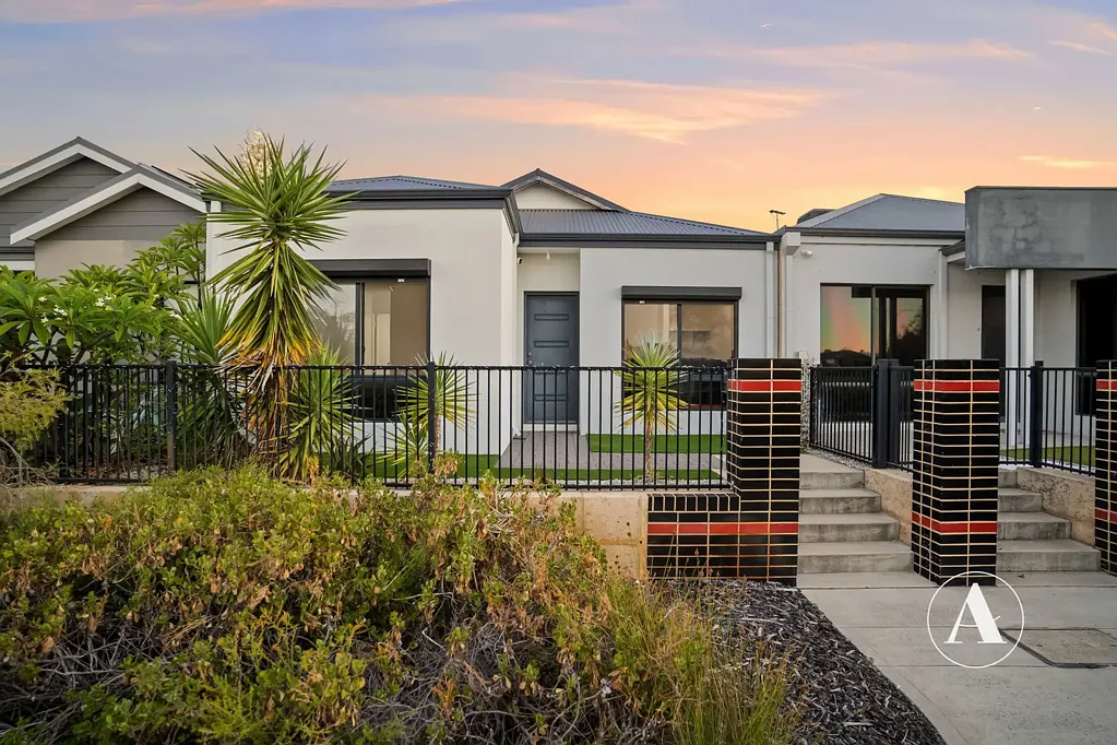 11 Hiram Lane, Wellard, WA 6170