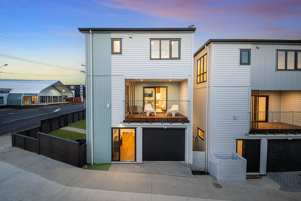 Mount Roskill 4房  Quality New Builds with Space to Grow