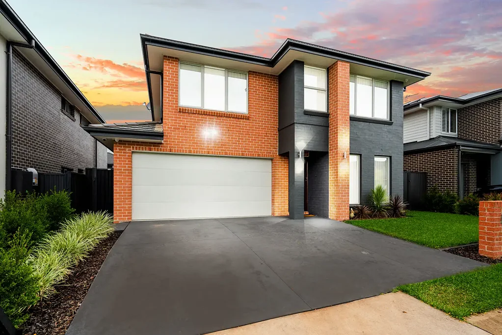 Spacious & Stylish Family Home