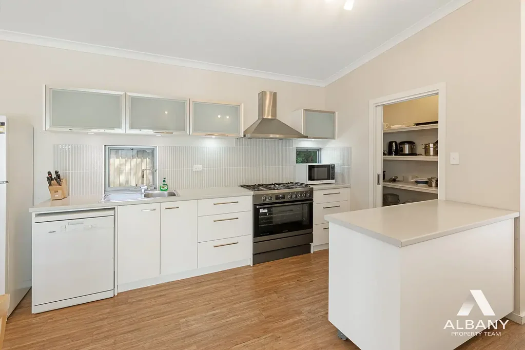 3 Nisus View, Mount Melville, WA 6330