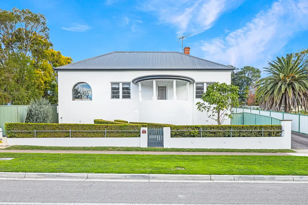 Muswellbrook 4房  An Historic Home in the Heart of Town