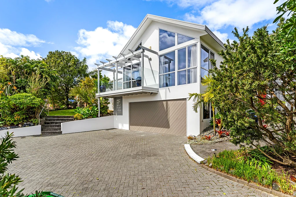 9 Muka Close, The Gardens, Manukau City, Auckland