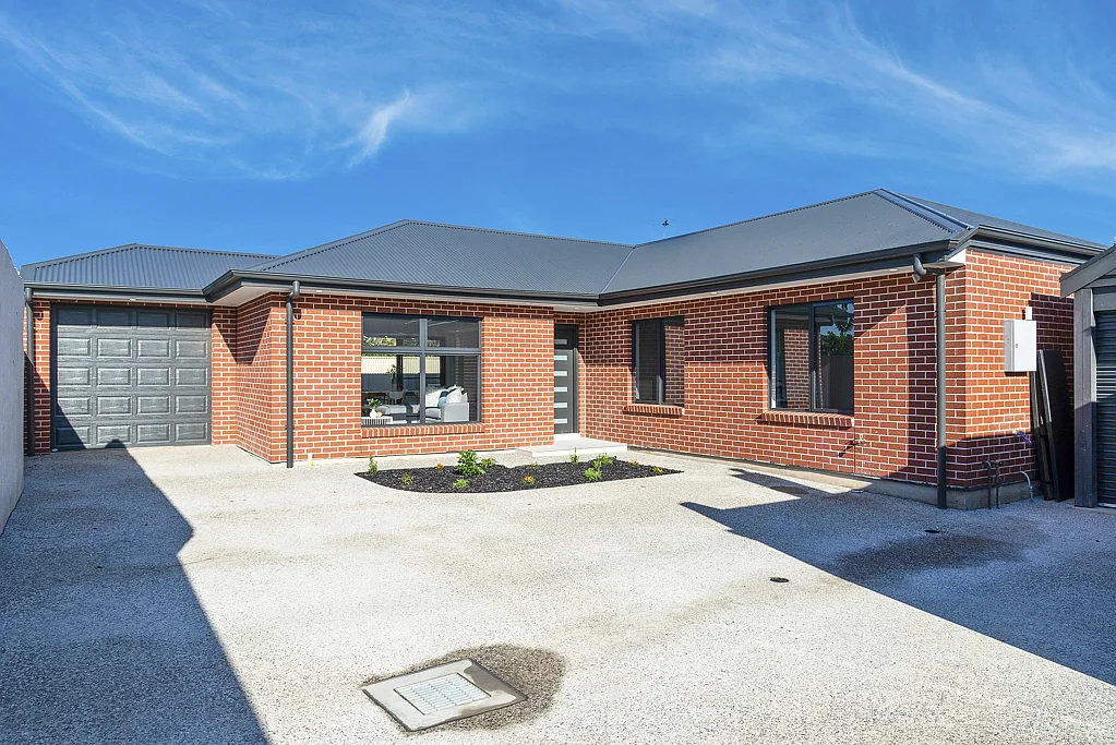 2/201 Findon Road, Findon, SA 5023