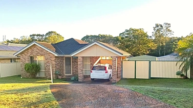 Buff Point 3Zimmer Lakeside living, with wide side access and endless potential