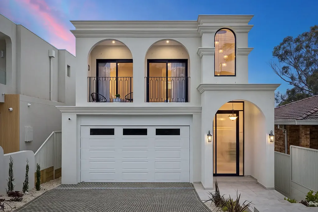 Bankstown 5Zimmer Grand Family Residence of Exceptional Scale and Timeless Elegance