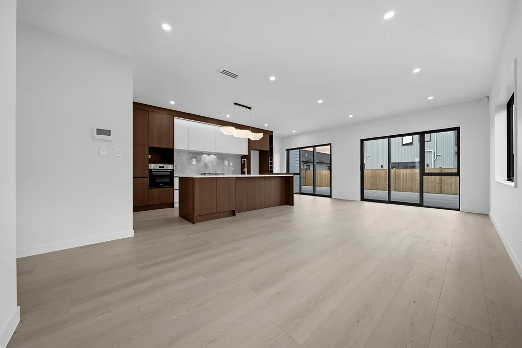 Clarks Beach 4ห้องนอน Modern Double-Storey Home