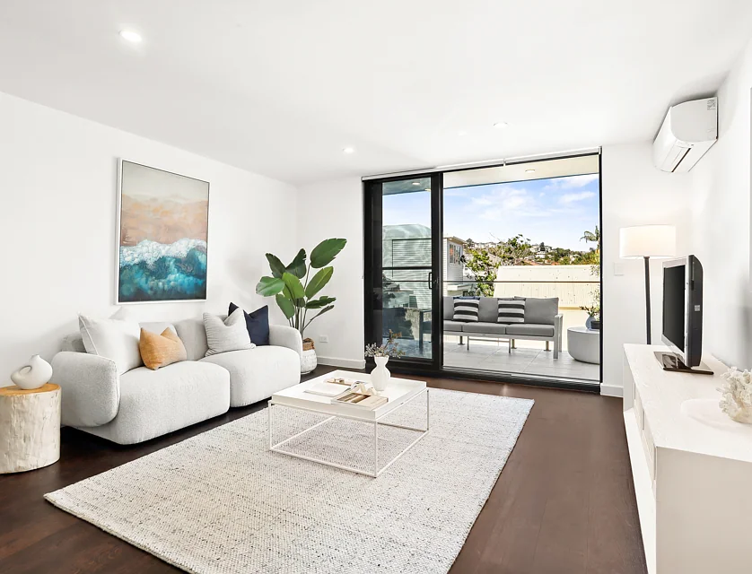 1/399-401 Old South Head Road, North Bondi, Eastern Suburbs, 2 phòng ngủ, 1 phòng tắm, Apartment