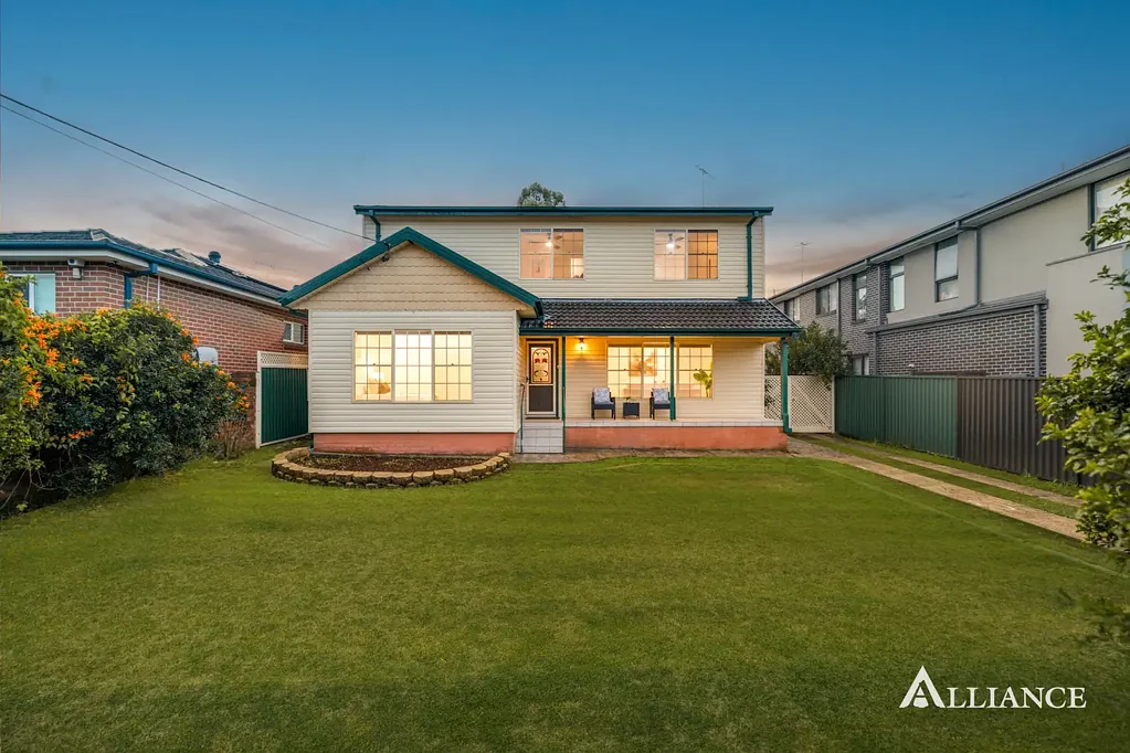 East Hills 5 Bedroom FAMILY HOME WITH ENDLESS OPPORTUNITIES