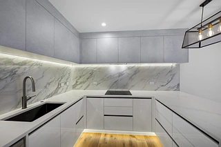 4/5 Glendhu Road, Bayview, North Shore City
