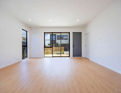 28A Dellwood Avenue, Henderson, Waitakere City, Auckland, 4房, 2浴, 城市屋