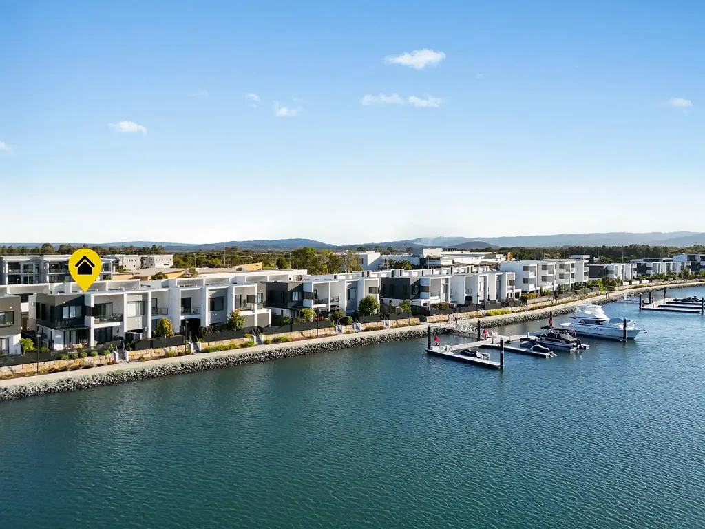 Hope Island 4 Bedroom North-Facing Waterfront Luxury in the Exclusive Delta Community
