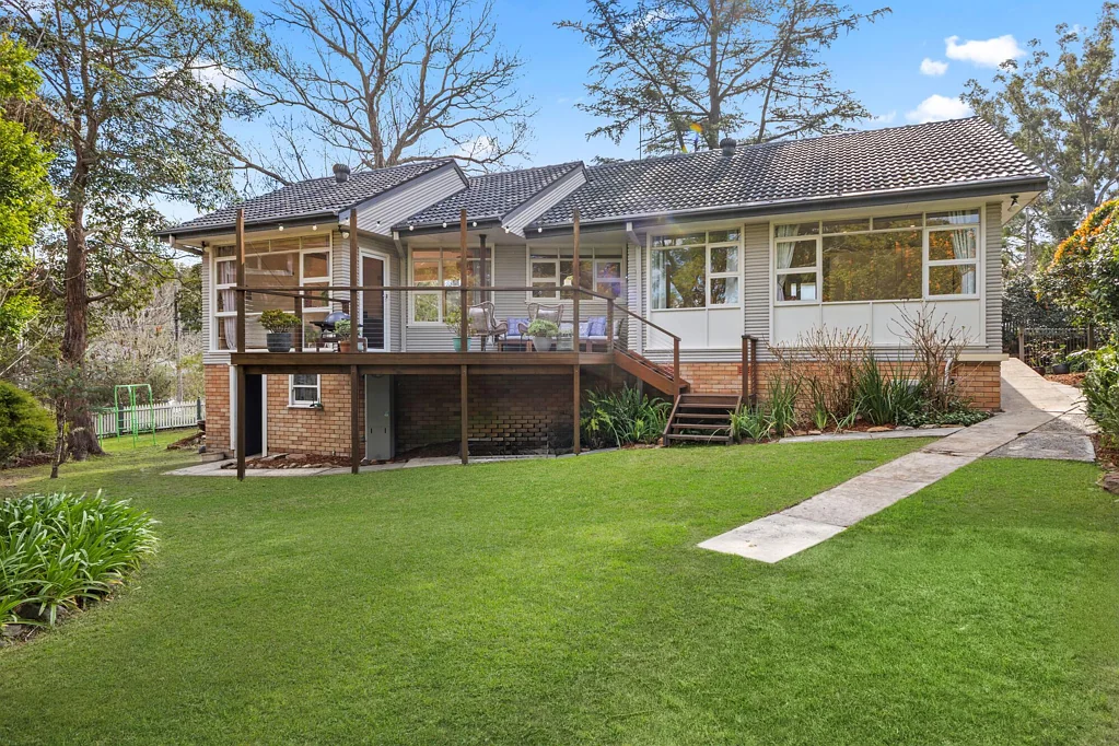 Thornleigh 3房 美丽的首次置业之选，有成长空间，步行可达火车站 A beautiful home with room to grow, walking distance to rail