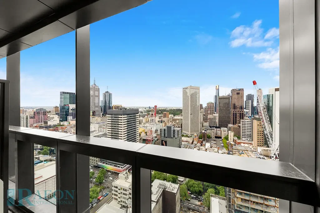 PRIME CITY LOCATION | ACROSS FROM MELBOURNE CENTRAL |