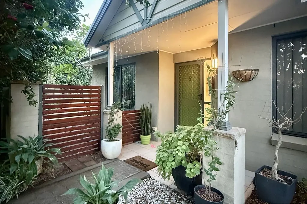 2/2a Settlers Way, Tea Gardens, NSW 2324