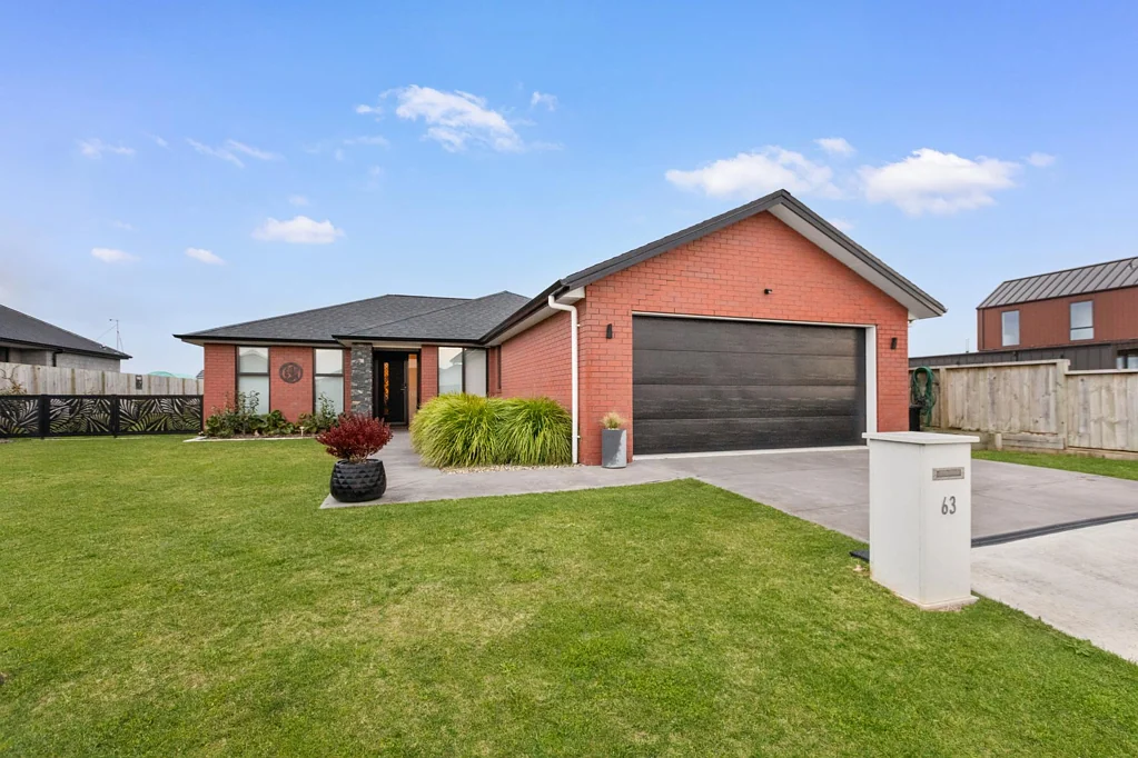 Morrinsville 4Habitaciones Family-Sized Comfort in a Prime Location!