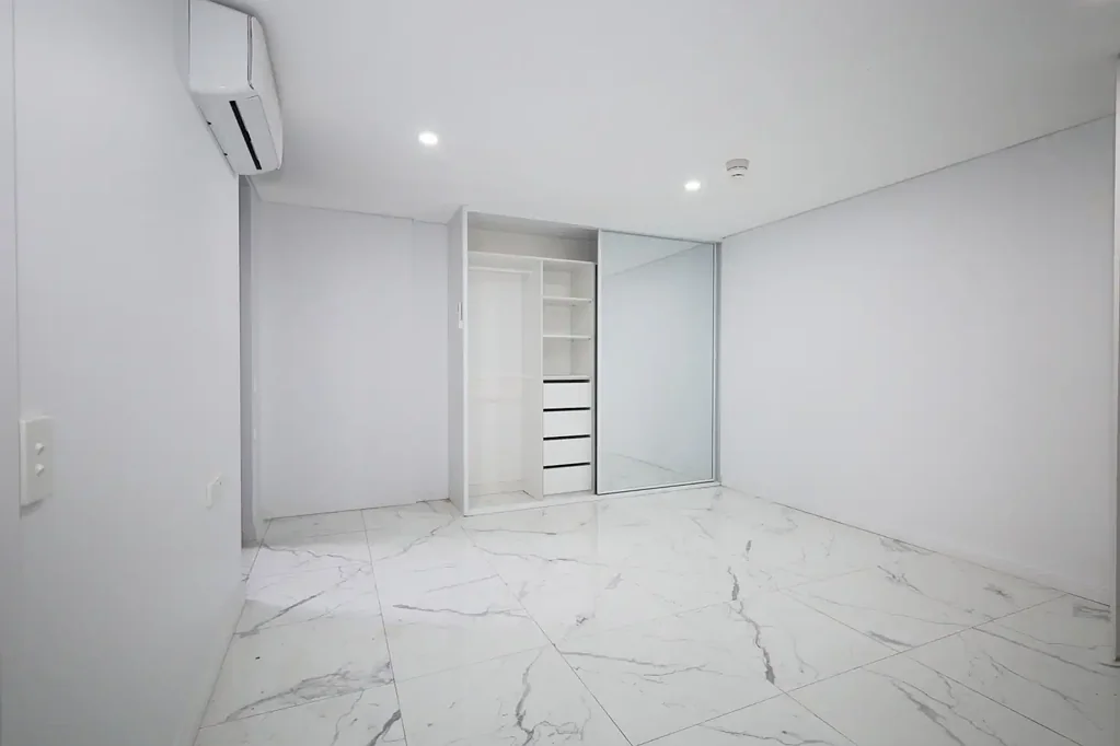 Studio In Epping