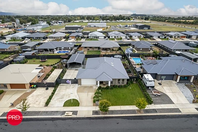 8 Jacombs Street, Bungendore, NSW 2621, 4房, 2浴, House