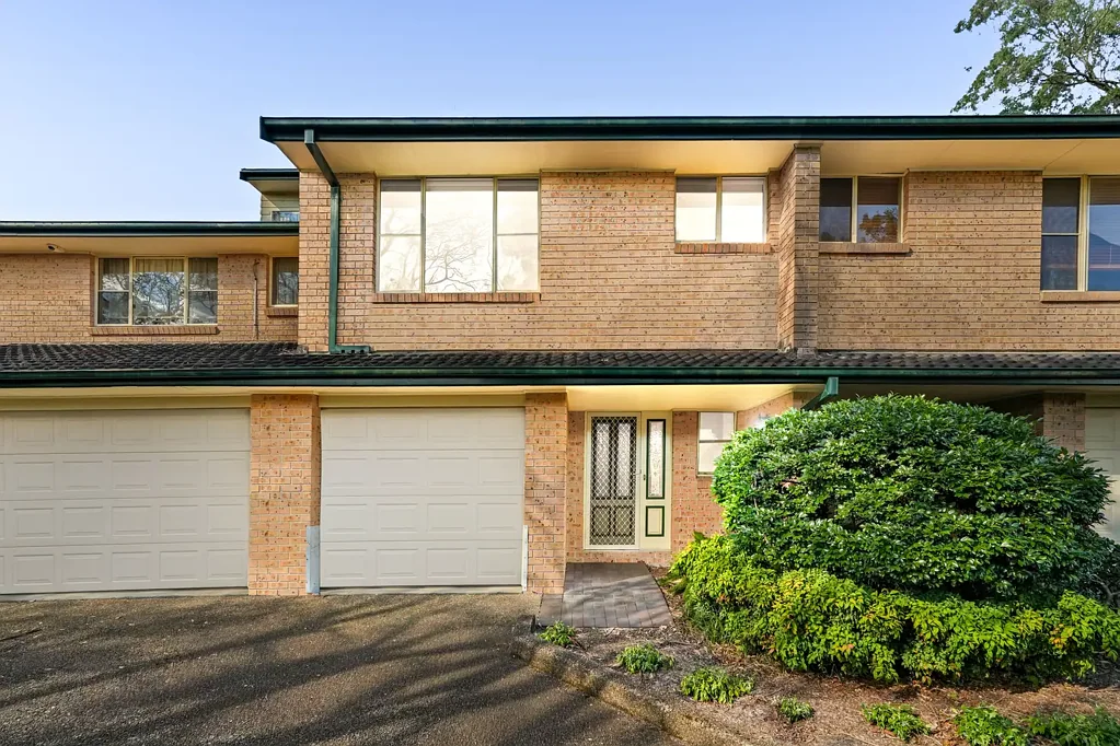 Baulkham Hills 2Zimmer Privacy meets Comfort - Boutique Complex of 4 Townhouses!