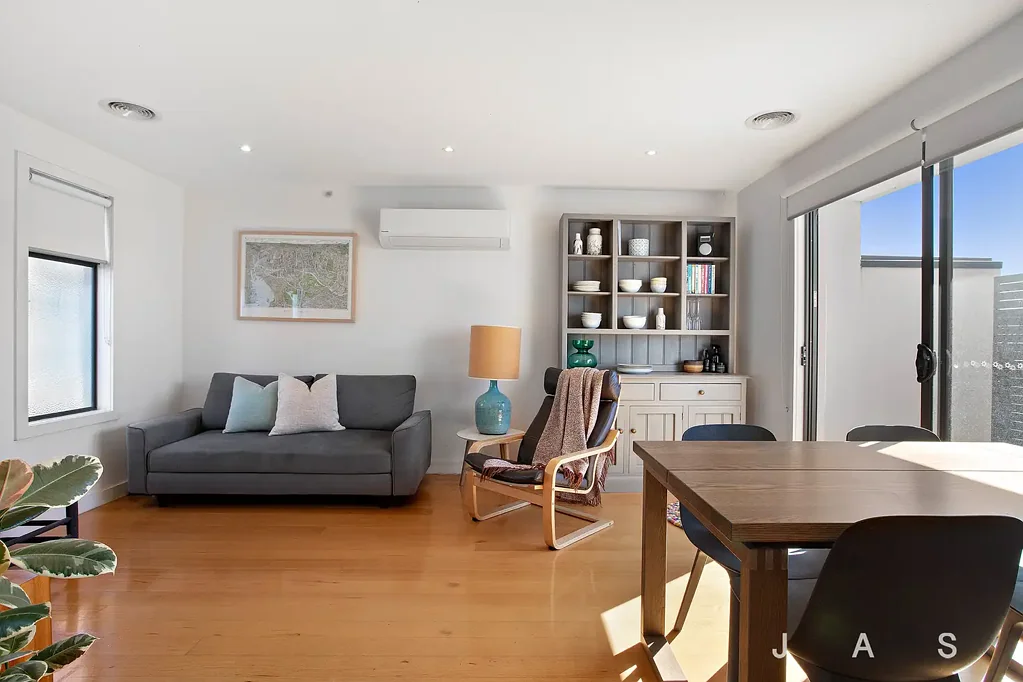 4/12 Eleanor Street, Footscray, VIC 3011
