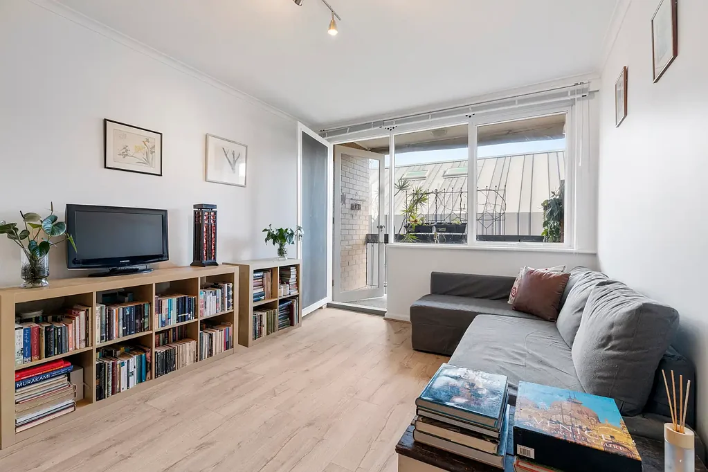 15/22-24 Eildon Road, St Kilda, VIC 3182