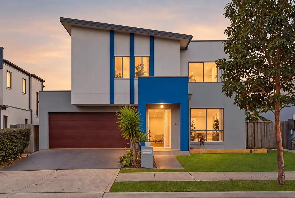 Catherine Field 4कमरा Elegant Family Living in a Sought-After Catherine Field Setting